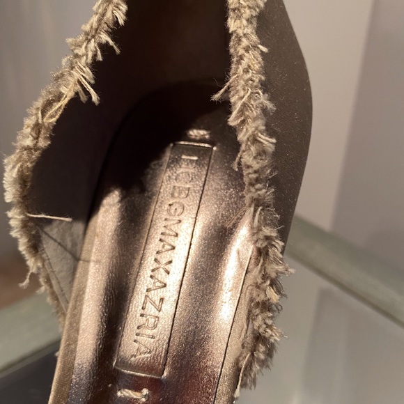 BCBG peep toe vintage satin pump - Picture 2 of 9